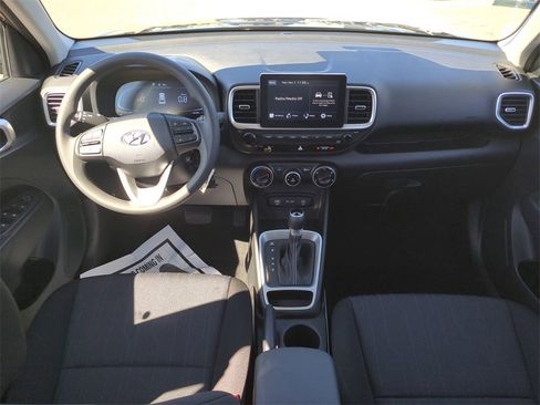 New 2026 Hyundai Venue SE image 15