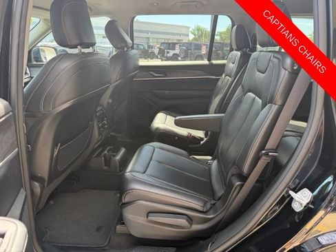 Used 2023 Jeep Grand Cherokee L Limited AWD/4WD image 6