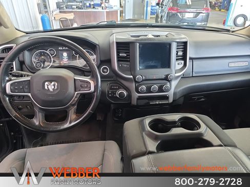 Used 2019 RAM 1500 Big Horn AWD/4WD image 11