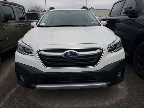Used 2020 Subaru Outback Limited w/ Popular Package #2 image 2