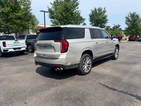 Used 2021 GMC Yukon XL Denali w/ Denali Ultimate Package AWD/4WD image 5