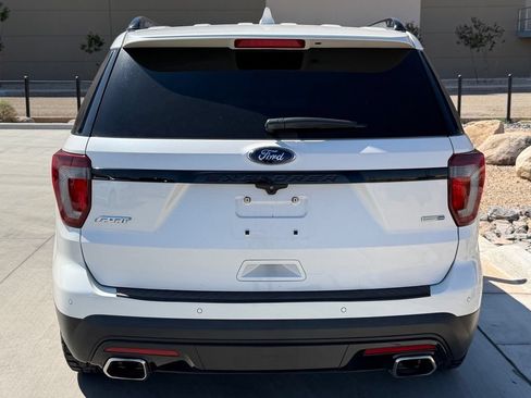 Used 2017 Ford Explorer Sport w/ Equipment Group 401A AWD/4WD image 5