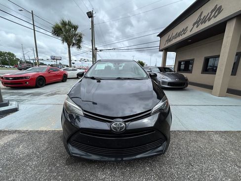 Used 2018 Toyota Corolla LE FWD image 6