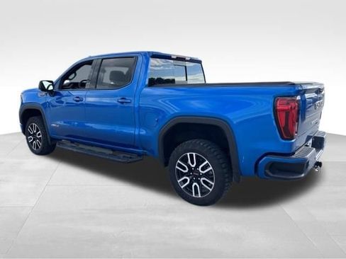 Used 2024 GMC Sierra 1500 AT4 w/ AT4 Premium Package AWD/4WD image 3