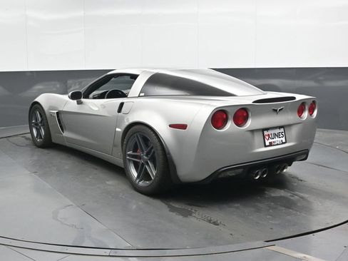 Used 2007 Chevrolet Corvette Z06 w/ Preferred Equipment Group RWD image 9