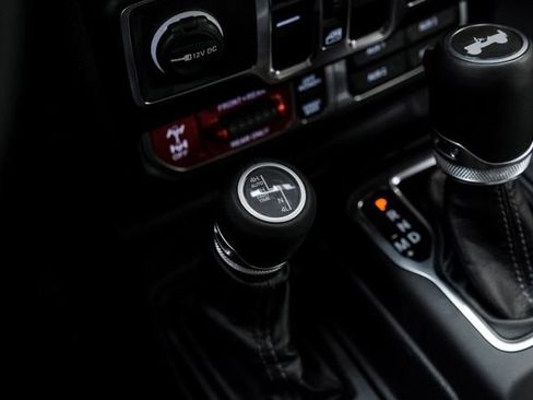 Used 2024 Jeep Wrangler Unlimited Rubicon 392 image 72