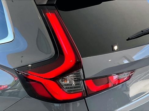 Used 2025 Honda CR-V Sport-L image 27