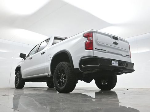 Used 2025 Chevrolet Silverado 1500 ZR2 AWD/4WD image 66