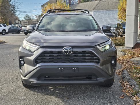 Used 2025 Toyota RAV4 XLE Premium image 9
