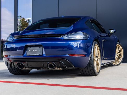 Certified 2023 Porsche 718 Cayman GTS RWD image 11