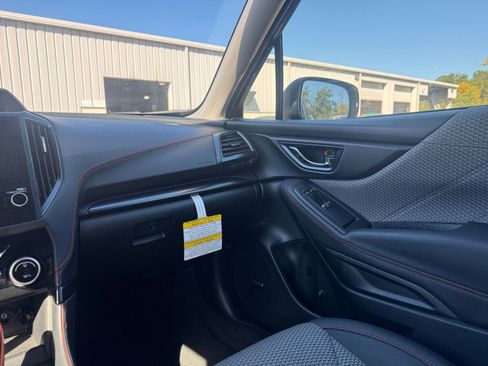 Used 2024 Subaru Forester Sport image 35