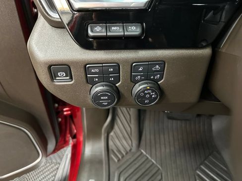Used 2025 Chevrolet Silverado 1500 LTZ w/ LTZ Premium Package AWD/4WD image 35