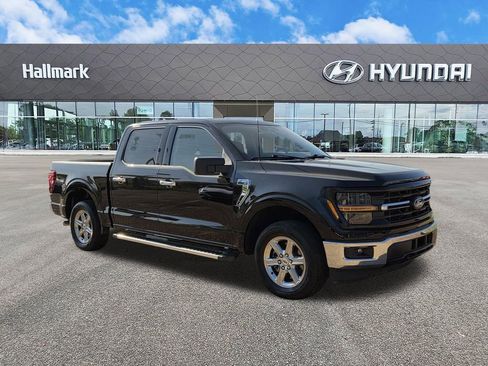 Used 2025 Ford F150 XLT w/ Equipment Group 301A Standard RWD image 1