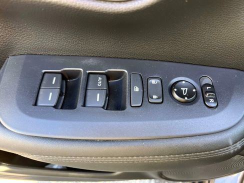 Certified 2023 Honda HR-V LX image 15