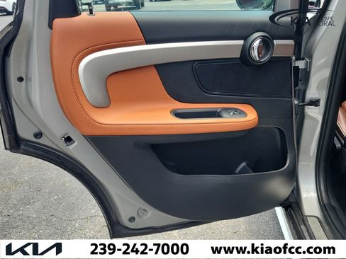 Used 2024 MINI Cooper Countryman S w/ Signature Upholstery Package FWD image 13