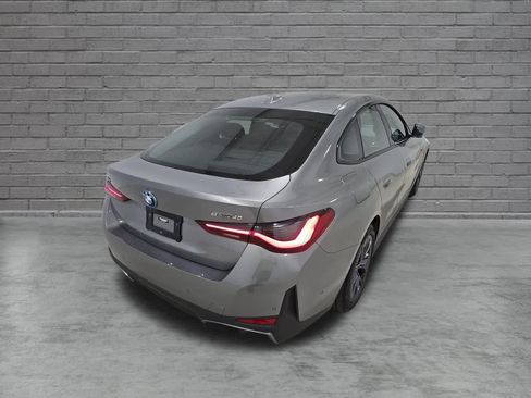 Used 2023 BMW i4 eDrive40 RWD image 6