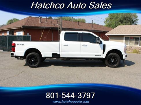 Used 2025 Ford F250 XLT w/ Black Appearance Package AWD/4WD image 7