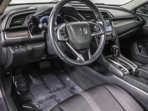 Used 2020 Honda Civic EX image 4