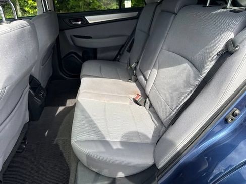 Used 2019 Subaru Outback 2.5i Premium AWD/4WD image 15