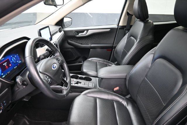 Used 2020 Ford Escape SE Sport FWD image 17