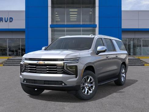 New 2026 Chevrolet Suburban Premier AWD/4WD image 6