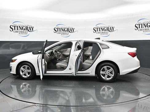 Used 2024 Chevrolet Malibu LS w/ LPO, Floor Liner Package FWD image 37