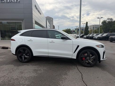 Used 2024 Jaguar F-PACE SVR AWD/4WD image 7