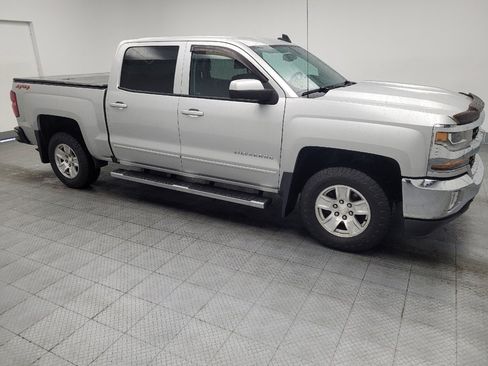 Used 2018 Chevrolet Silverado 1500 LT w/ All Star Edition AWD/4WD image 11