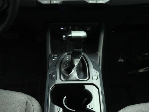 Certified 2025 Kia K4 EX FWD image 36