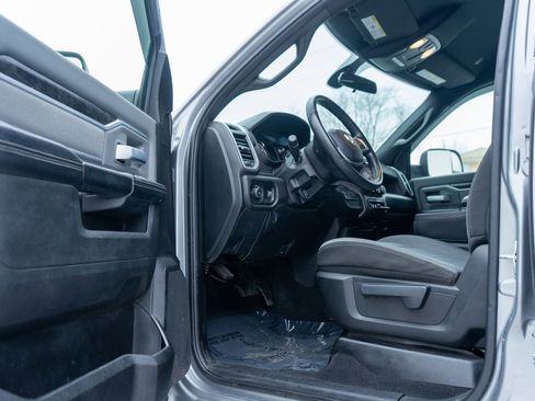 Used 2021 RAM 2500 Big Horn image 13