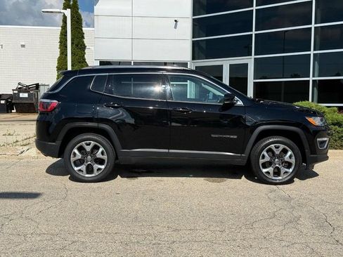 Used 2020 Jeep Compass Limited AWD/4WD image 2