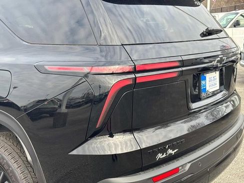 New 2026 Chevrolet Traverse LT w/ Enhanced Driving Package FWD image 12
