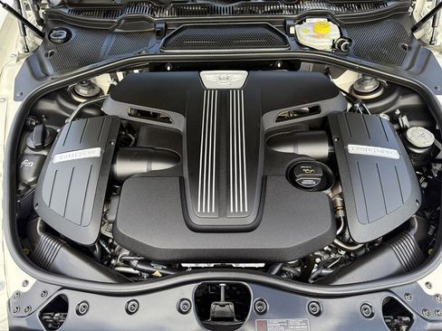 Used 2015 Bentley Continental GT image 27