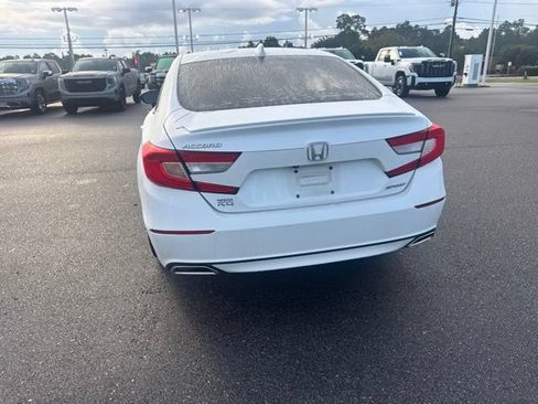Used 2019 Honda Accord Sport image 4