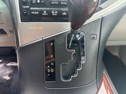 Used 2011 Lexus RX 350 2WD w/ Premium Pkg image 17