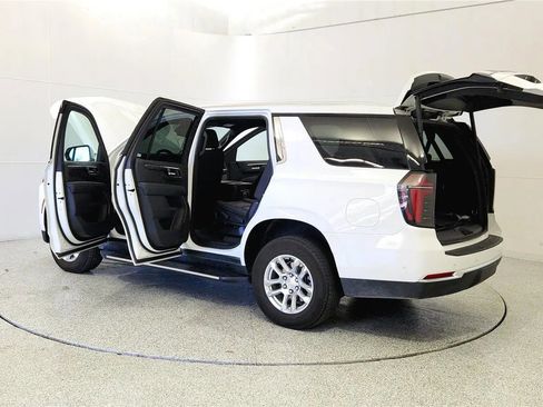 Used 2025 Chevrolet Tahoe LT AWD/4WD image 11