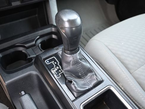 Used 2020 Toyota Tacoma SR RWD image 14
