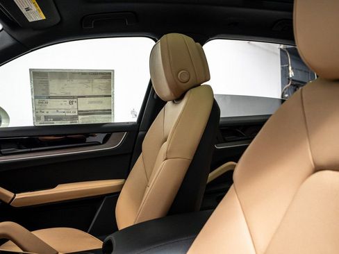 New 2026 Porsche Cayenne image 26