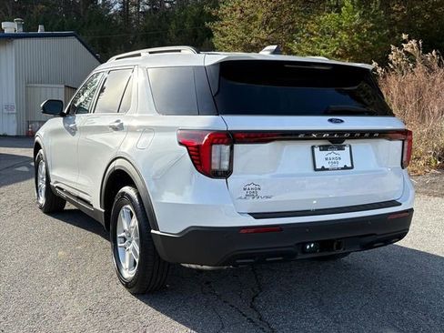 New 2026 Ford Explorer Active image 5