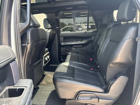 Used 2021 Ford Expedition Max XLT AWD/4WD image 4