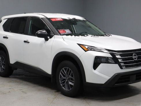 Certified 2024 Nissan Rogue S image 1