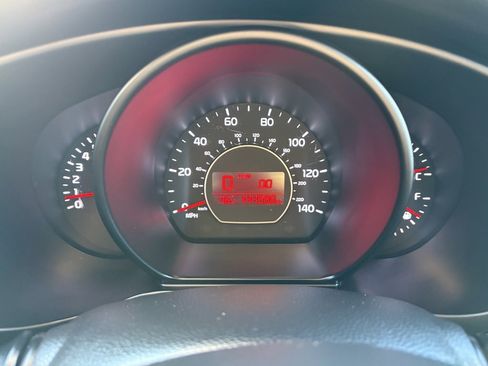 Used 2019 Kia Soul + image 20