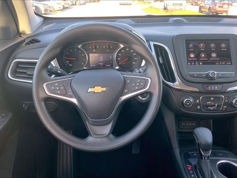 Used 2023 Chevrolet Equinox LT w/ LPO, Floor Liner Package image 5