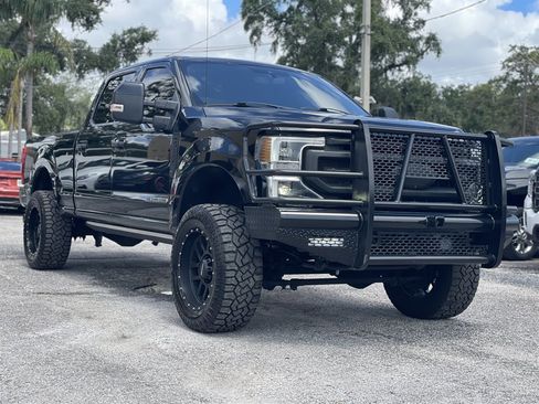 Used 2020 Ford F350 Platinum w/ FX4 Off-Road Package image 19