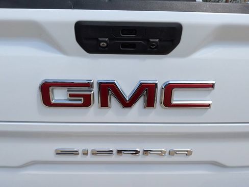Used 2021 GMC Sierra 1500 AT4 w/ AT4 Premium Package AWD/4WD image 45
