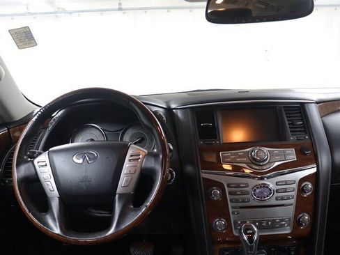 Used 2018 INFINITI QX80 4WD w/ Driver Assistance Package image 8