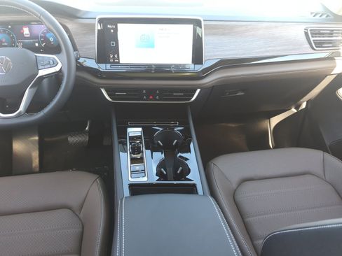 New 2026 Volkswagen Atlas SEL image 19