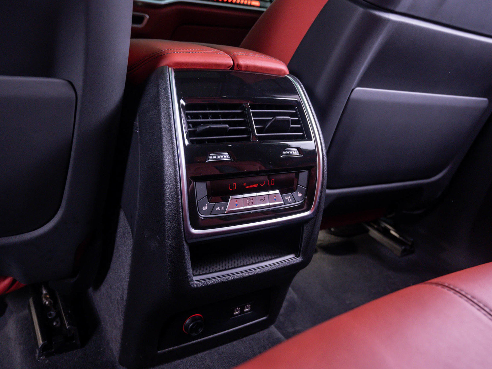 Used 2024 BMW X5 M Competition AWD/4WD image 17