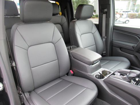 Used 2026 GMC Canyon Elevation w/ Convenience Package AWD/4WD image 11