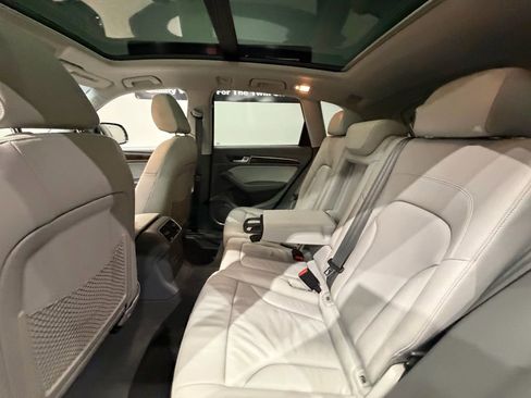 Used 2016 Audi Q5 2.0T Premium Plus w/ Technology Package image 25